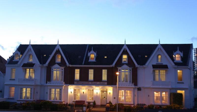 Runnymede Court Hotel Saint Helier Exterior photo